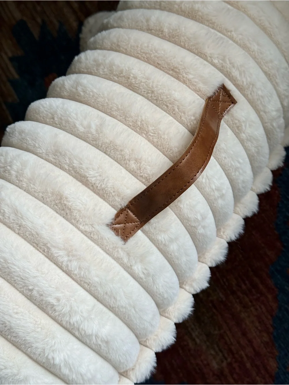 Bedsure Plush Cream Ribbed Dog Bed - Cozy Supportive Couch for Pets 27x17